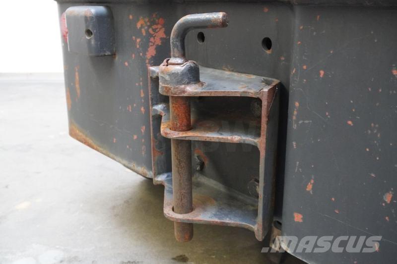 Still R06-06 Tow truck