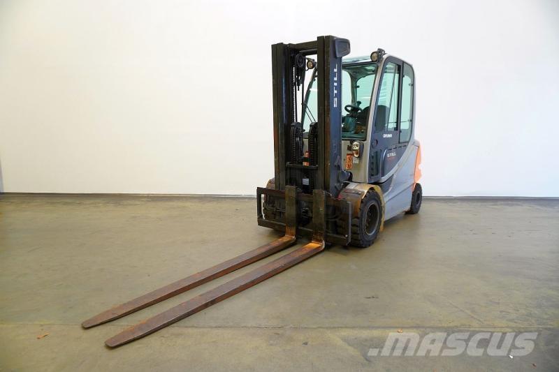Still RX60-45 Electric forklift trucks