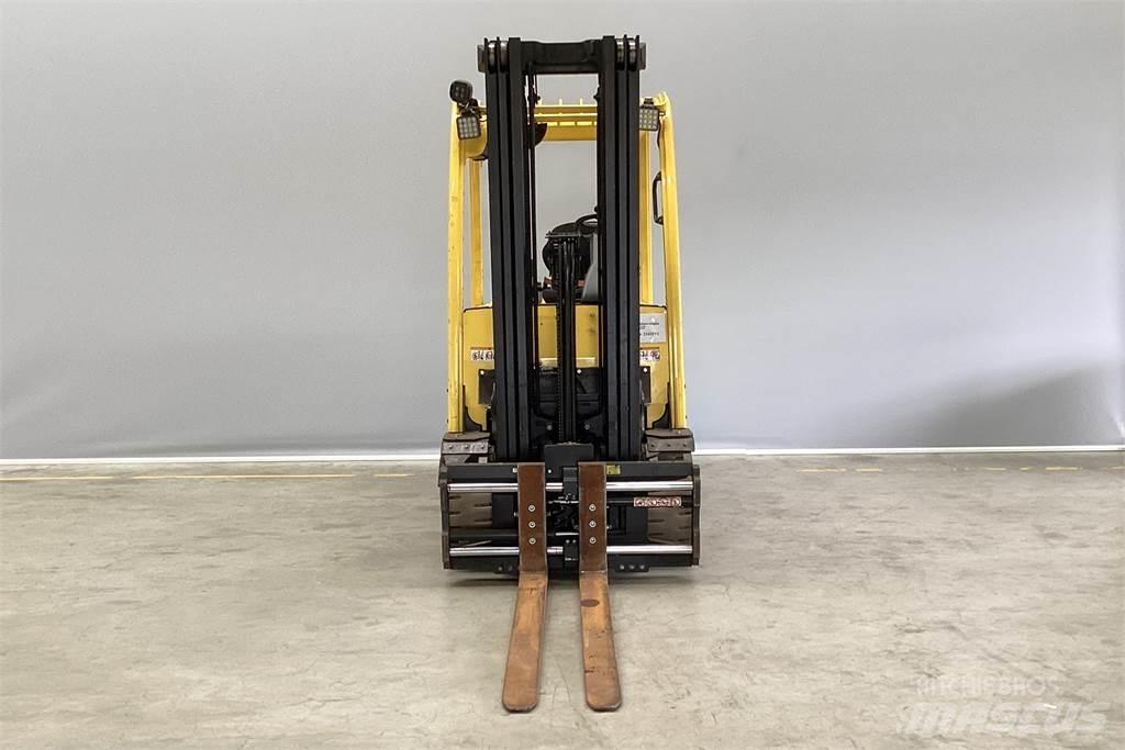 Hyster J2.5XN Electric forklift trucks