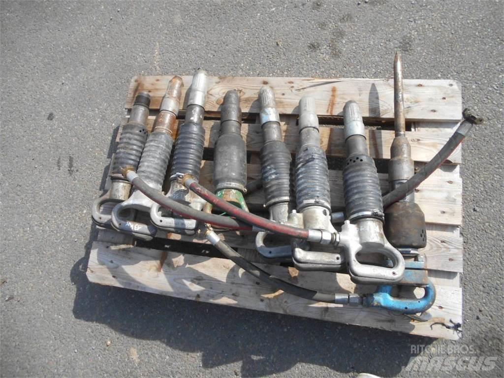 NC nc Hammers / Breakers