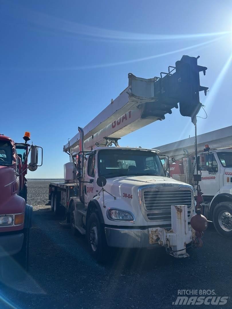 Altec AC38-127S Truck mounted cranes