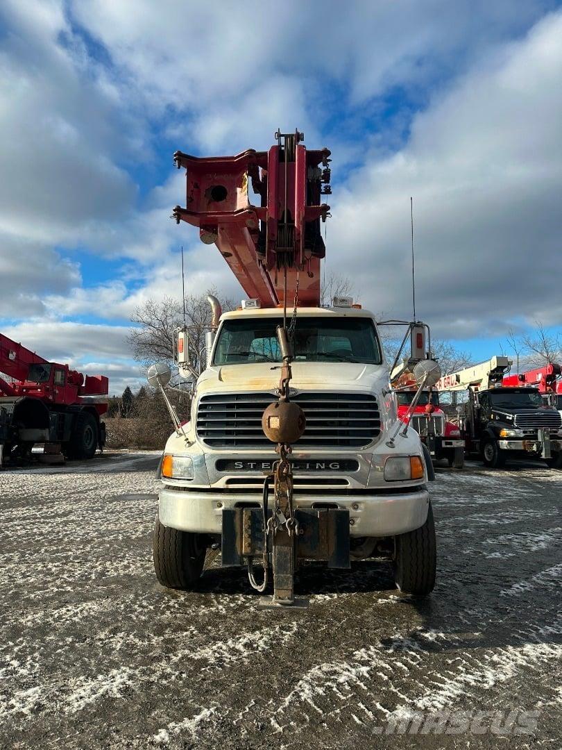 National 1500 Truck mounted cranes