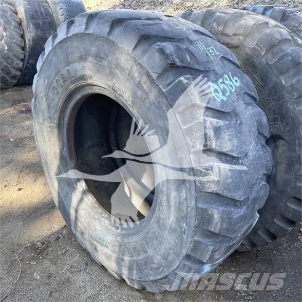  BOTO 17.5R25 Tyres, wheels and rims