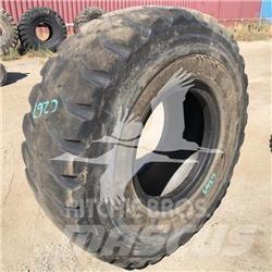 Titan 20.5R25 Tyres, wheels and rims