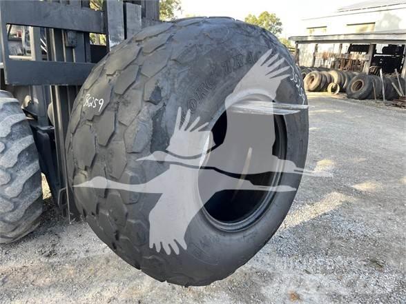 Titan 28LX26 Tyres, wheels and rims