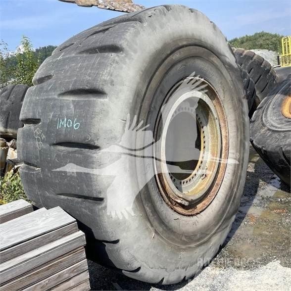 Toyo 40/65X39 Tyres, wheels and rims