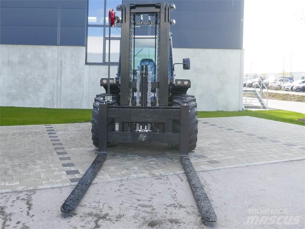 Manitou M 50-4 Rough terrain truck