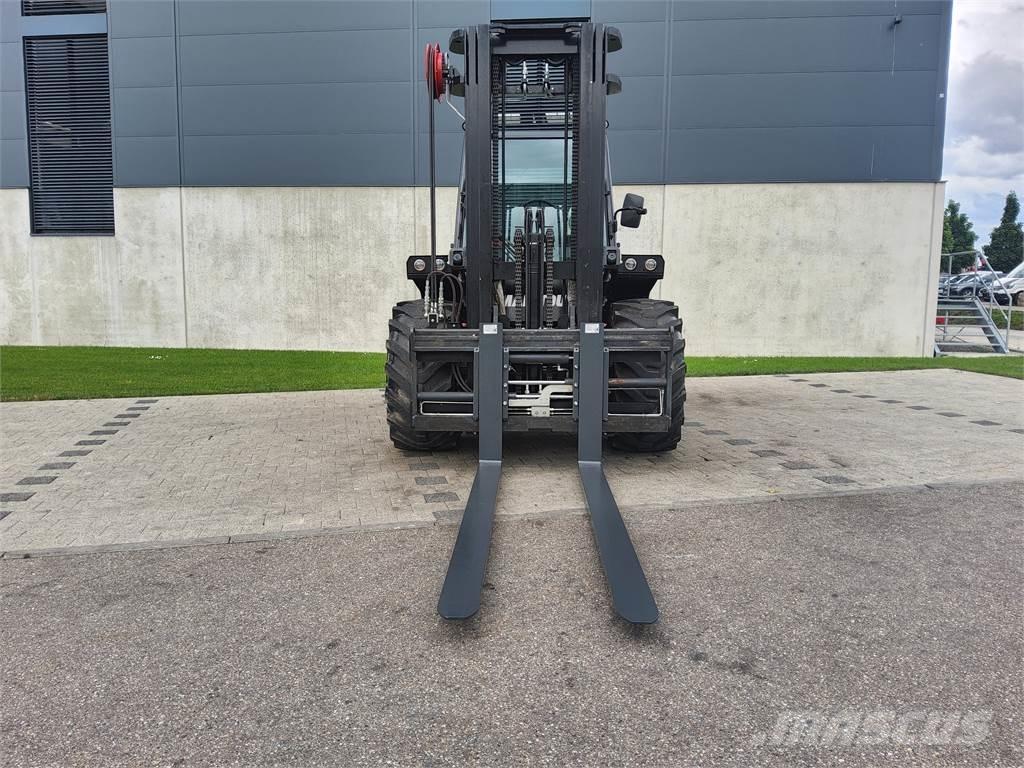 Manitou M 50-4 Rough terrain truck