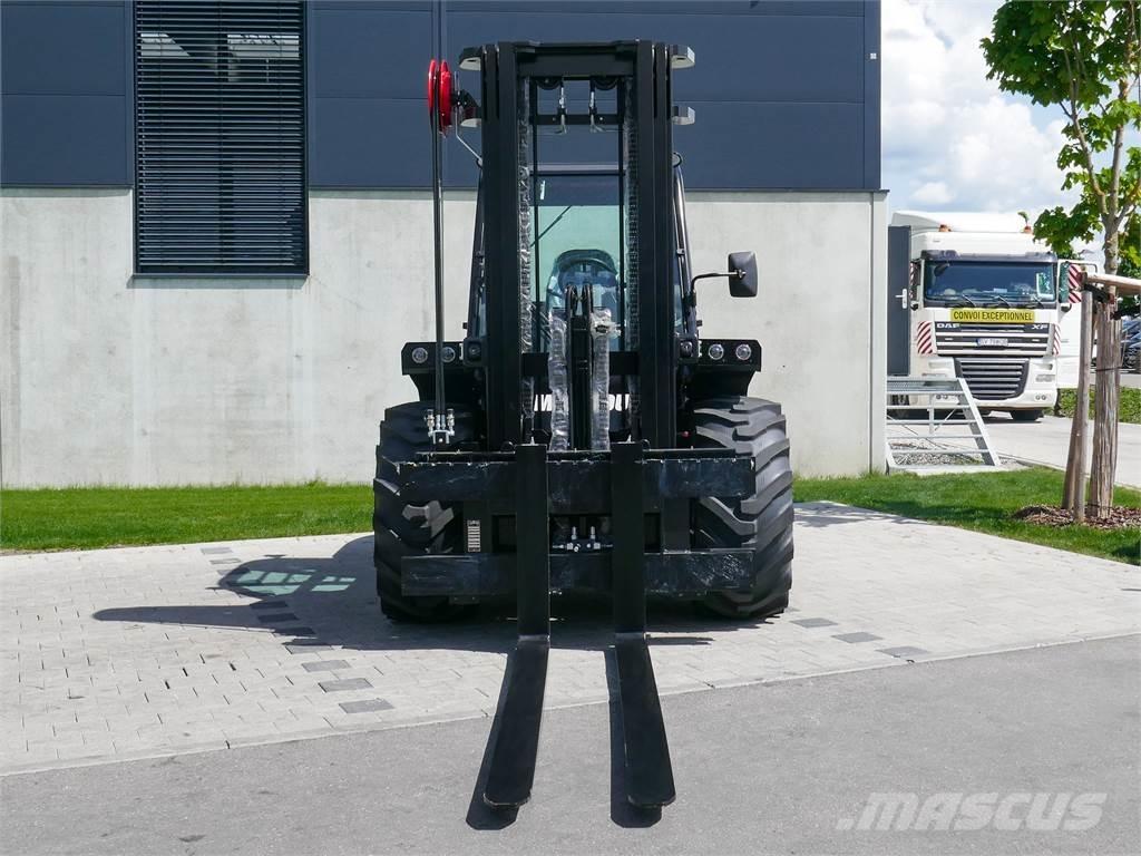 Manitou M 50-4 Rough terrain truck