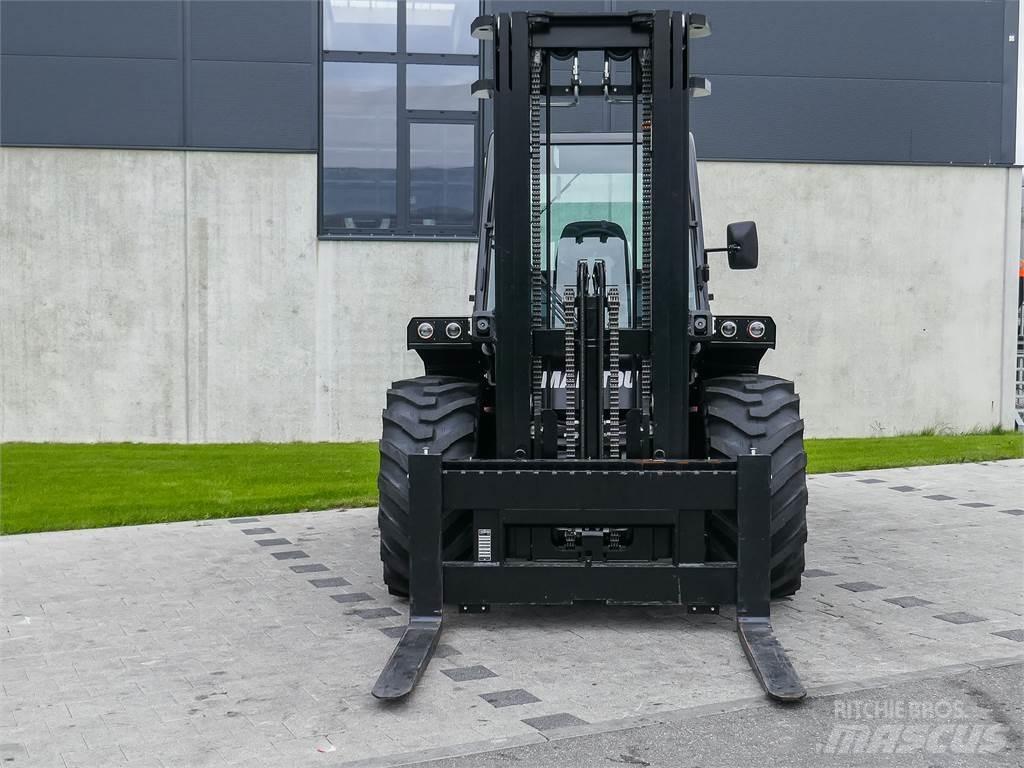 Manitou M 50-4 Rough terrain truck