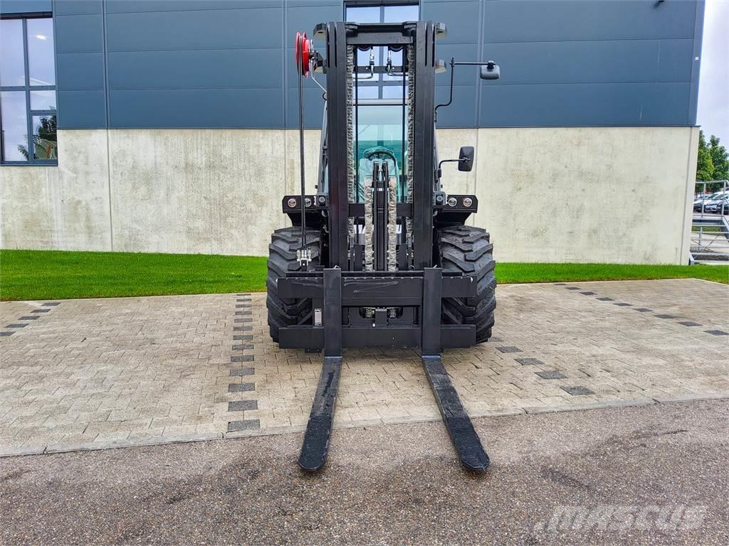 Manitou M 50-4 Rough terrain truck