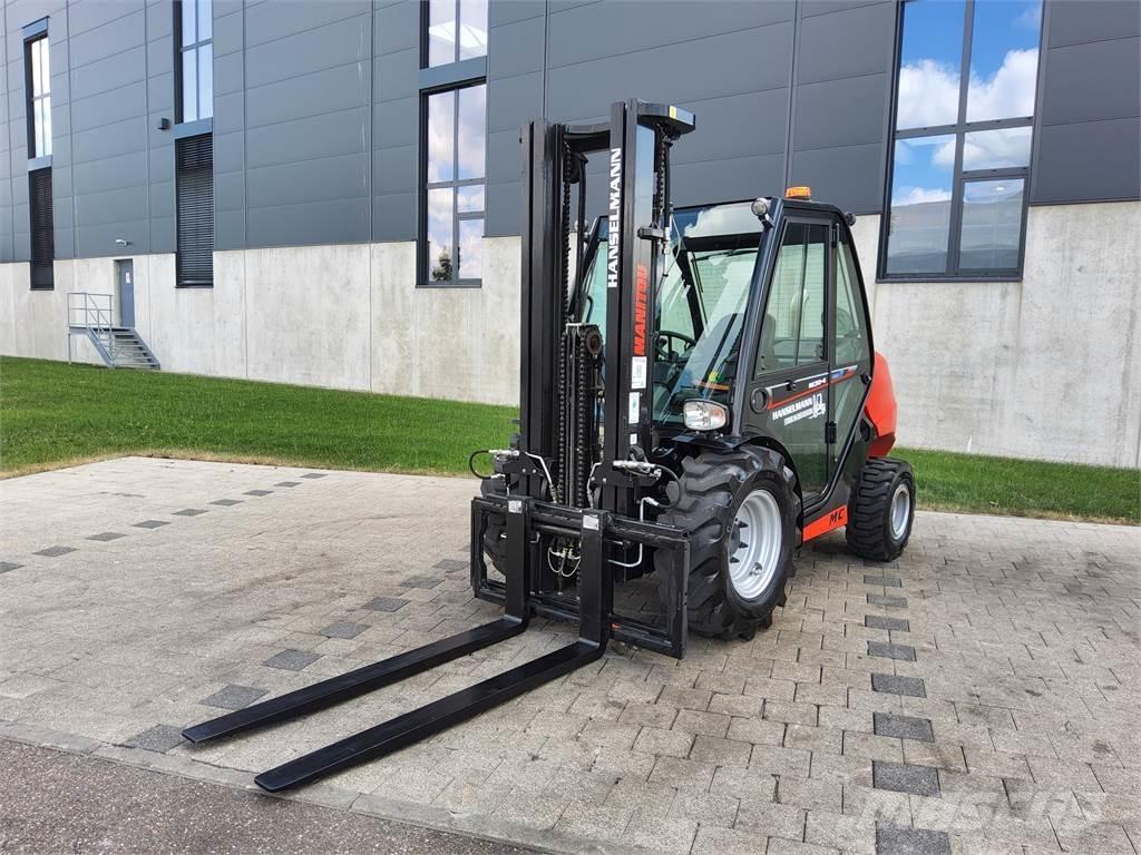 Manitou MC 30-4 Rough terrain truck