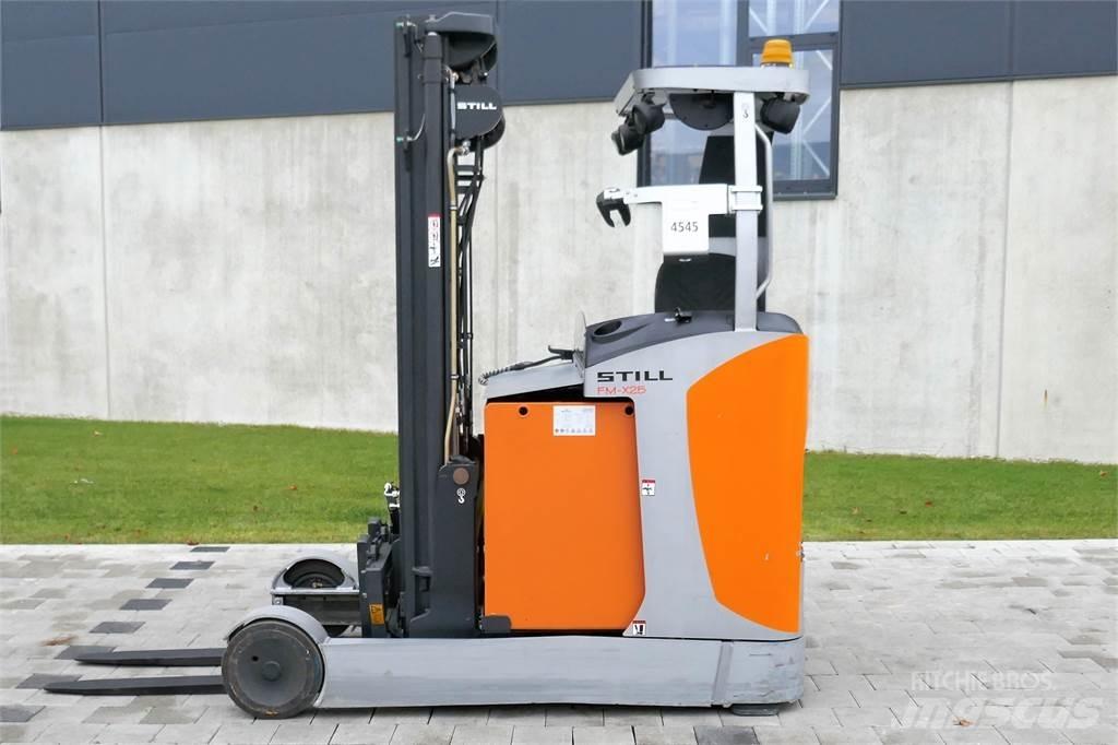 Still FM-X25 Reach truck