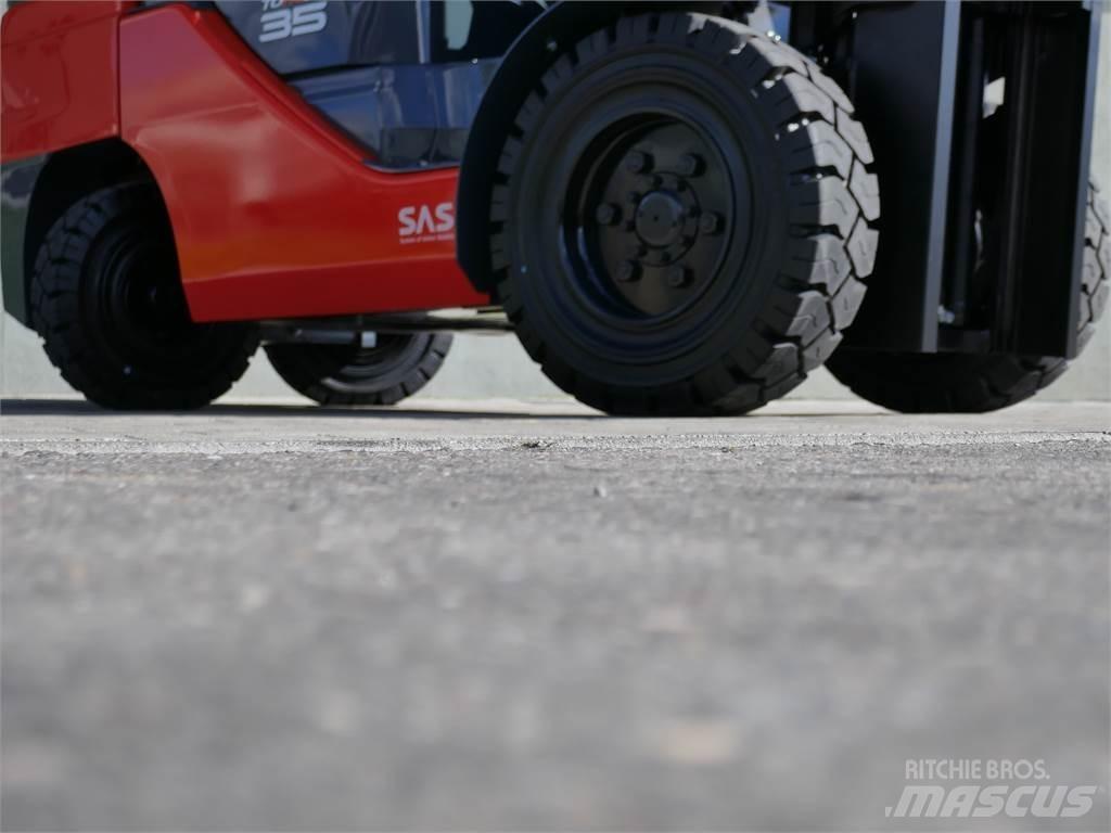 Toyota 52-8FDJF35 Diesel trucks