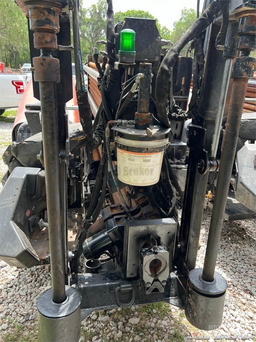 Ditch Witch JT20 Horizontal drilling rigs