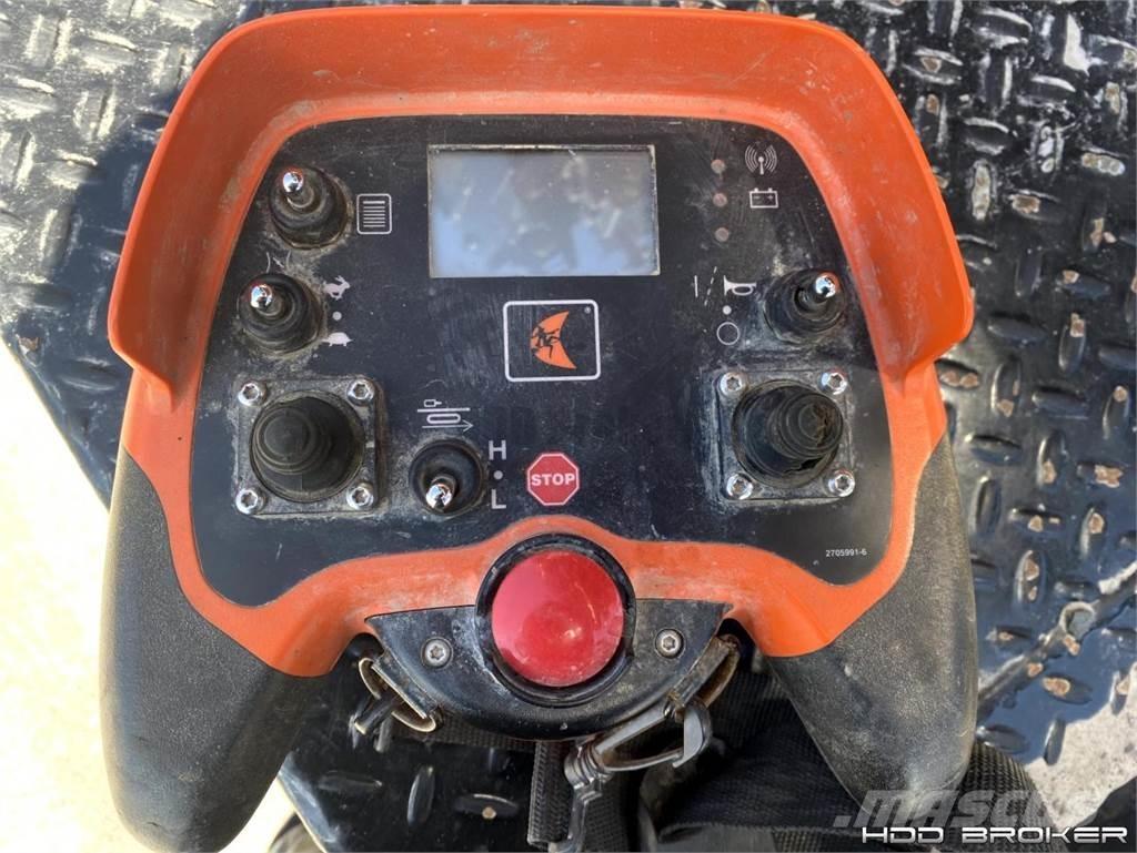 Ditch Witch JT24 Horizontal drilling rigs