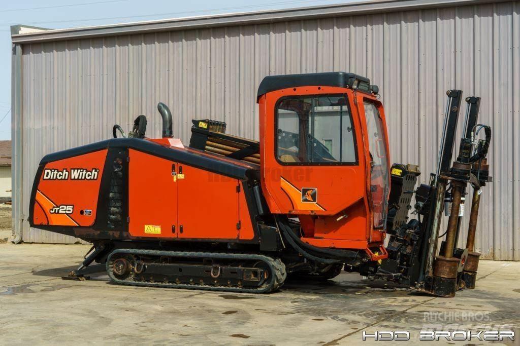 Ditch Witch JT25 Horizontal drilling rigs