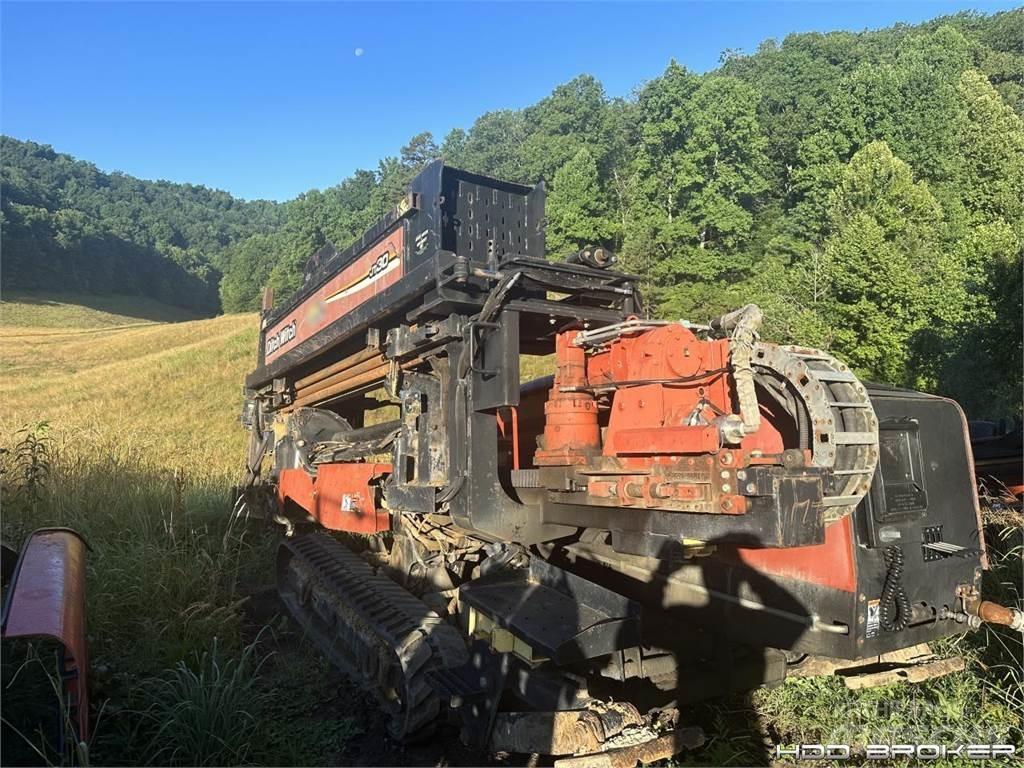 Ditch Witch JT3020 Mach 1 Horizontal drilling rigs