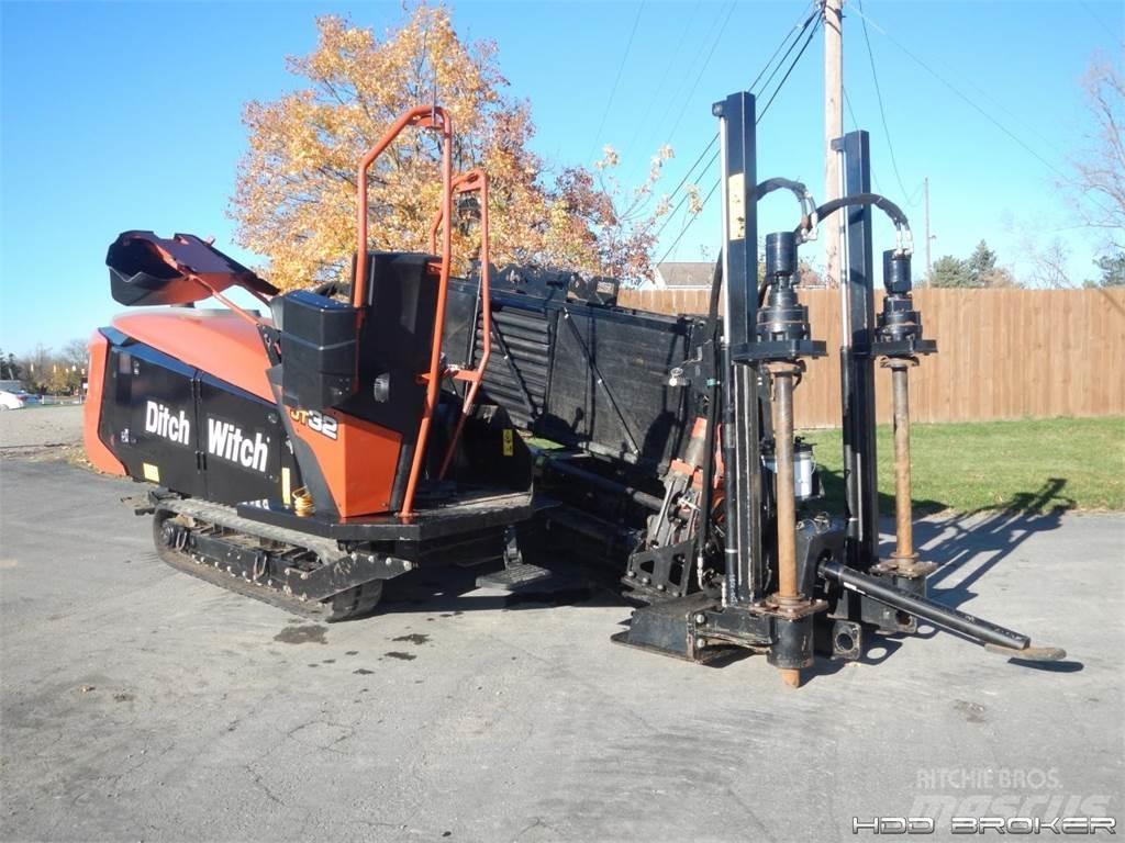Ditch Witch JT32 Horizontal drilling rigs