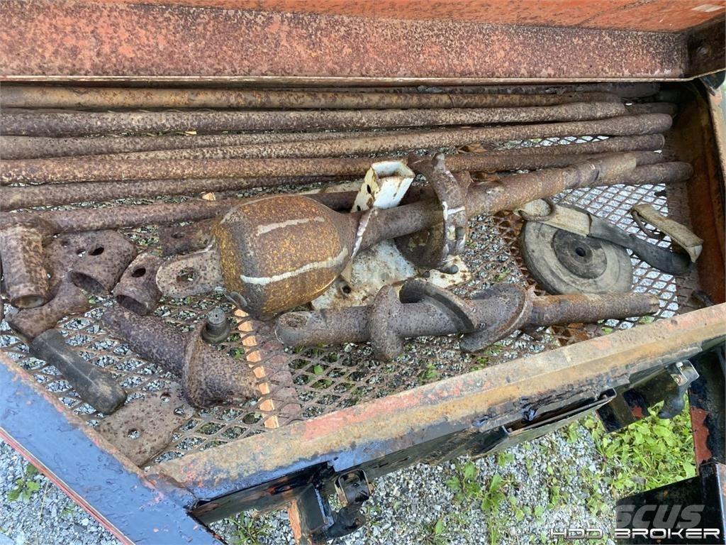 Ditch Witch JT5 Horizontal drilling rigs