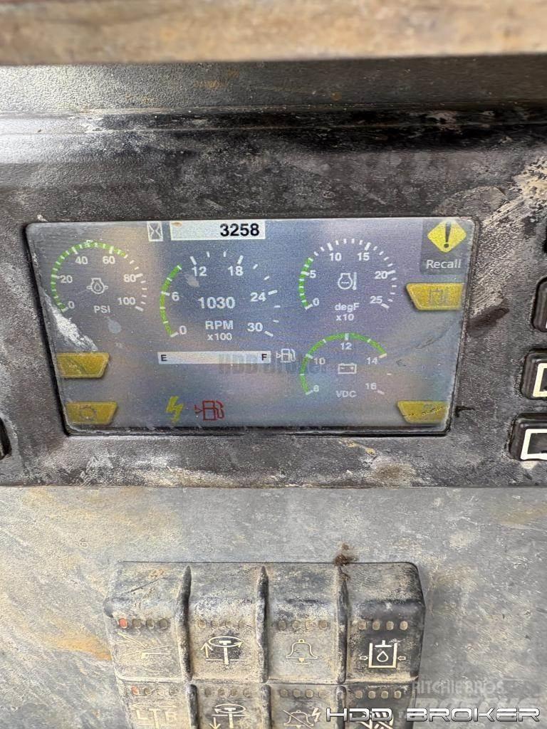 Vermeer D10x15 S3 Horizontal drilling rigs