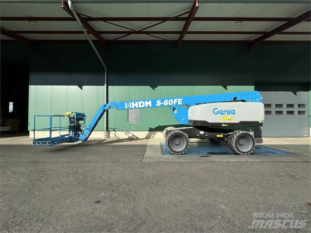 Genie S-60 FE Articulated boom lifts