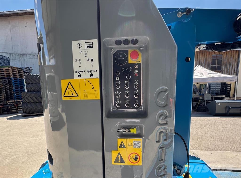 Genie Z-30/20N RJ Articulated boom lifts