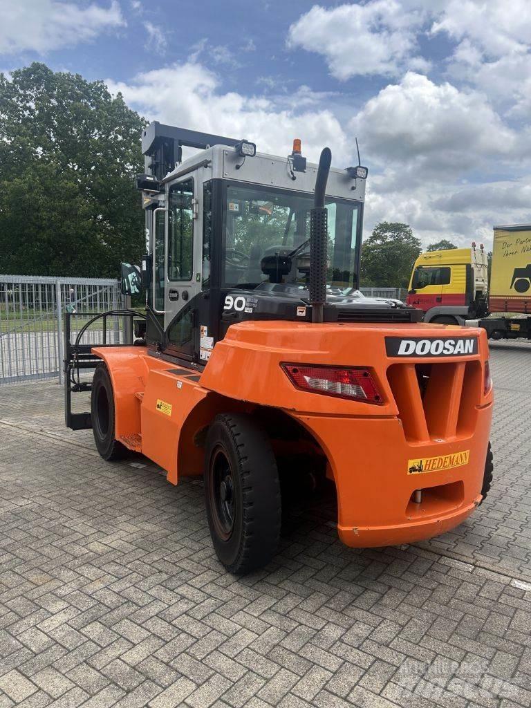 Doosan D90S-7 Diesel trucks