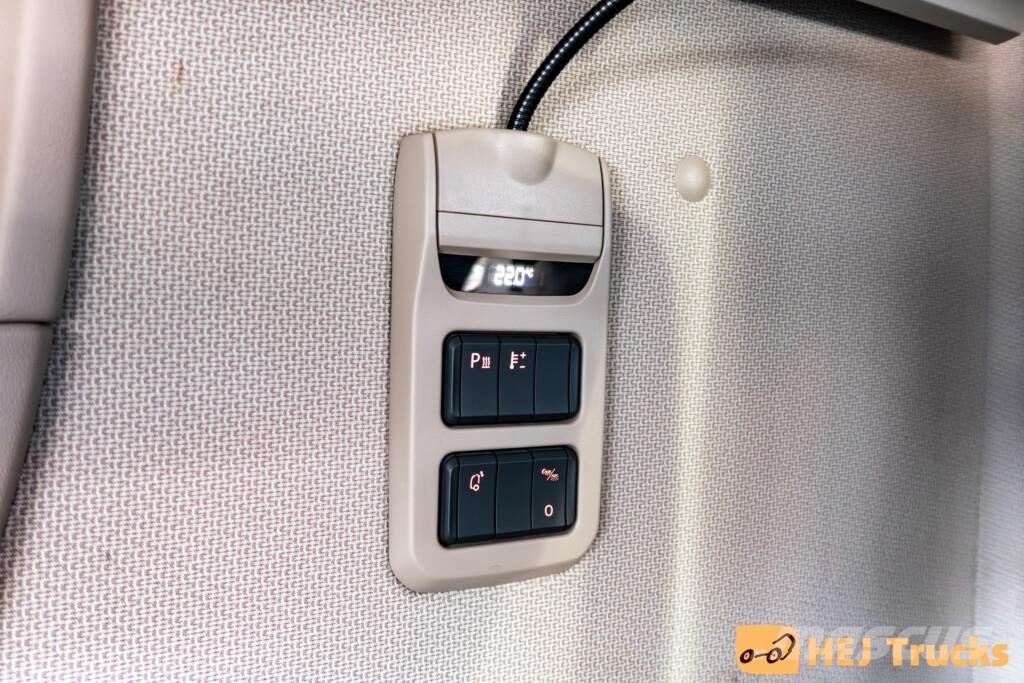 DAF XF 530 FTS 6x2 Prime Movers