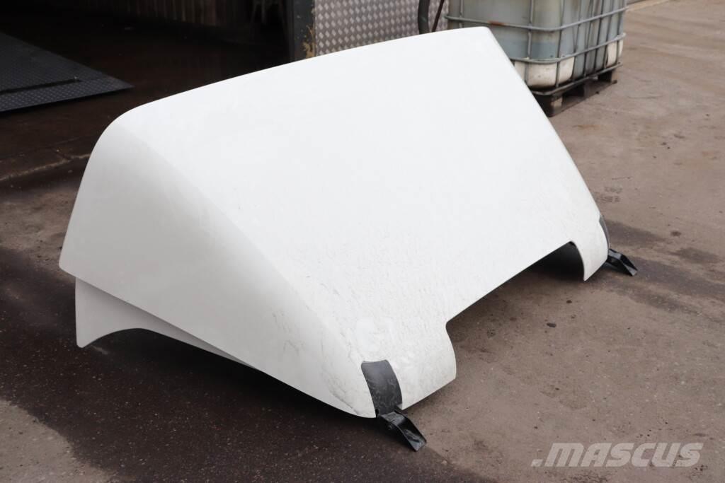 MAN TGS Tagspoiler Cabins and interior