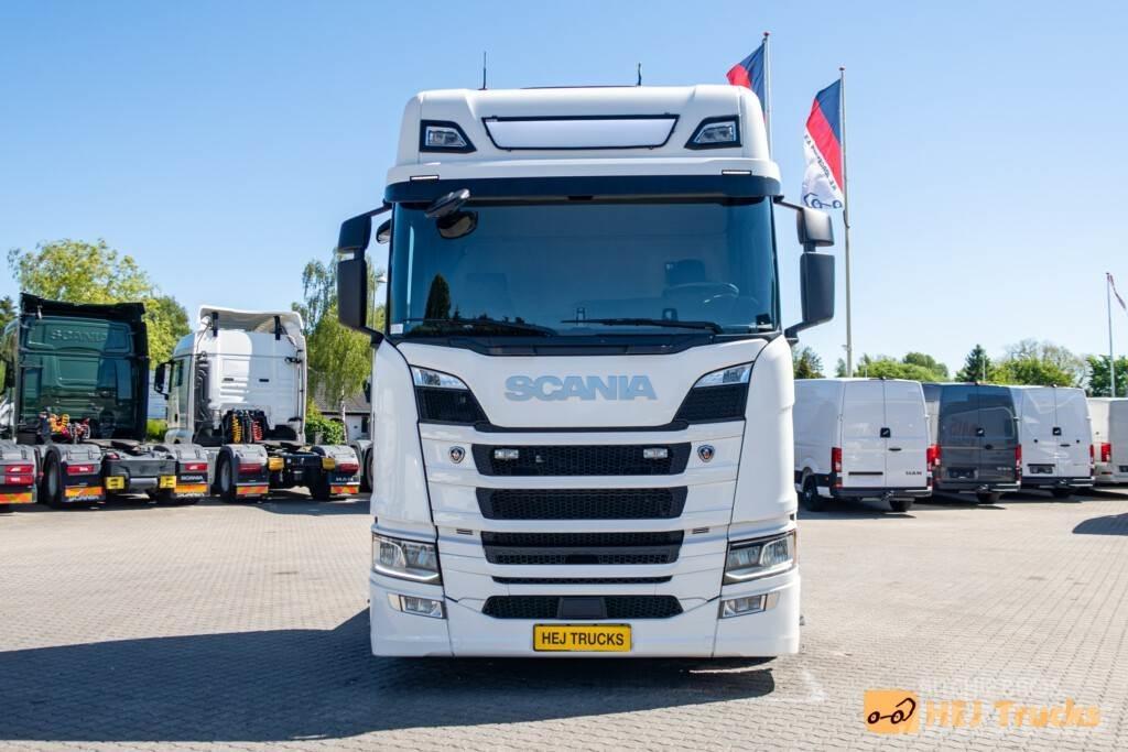 Scania R450 A6x2NB Prime Movers