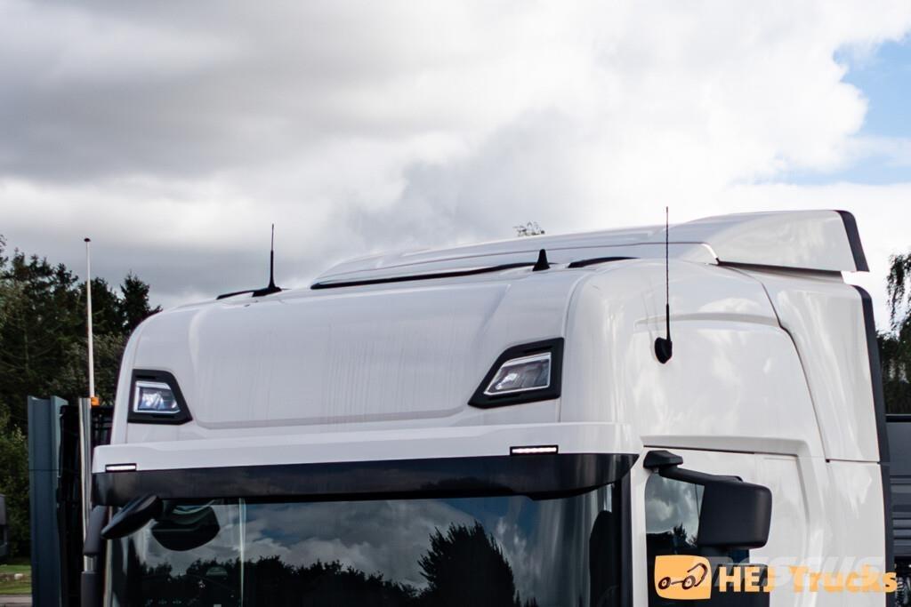 Scania R500 A6x2NB Prime Movers