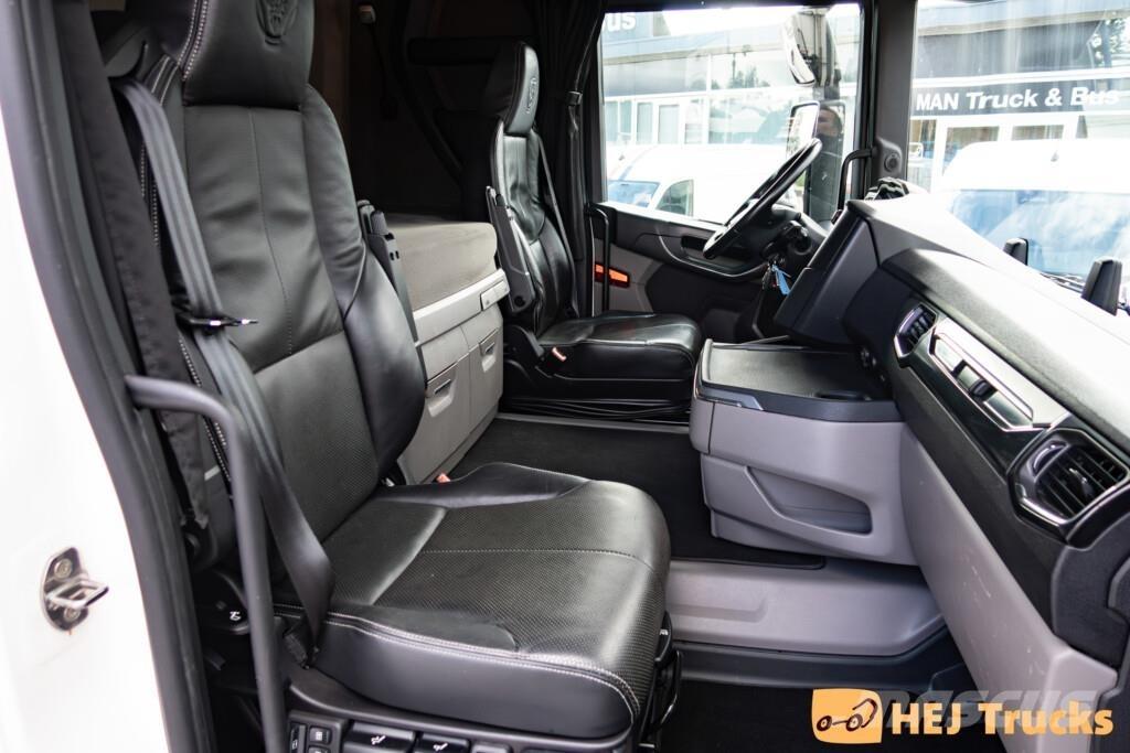 Scania R500 A6x2NB Prime Movers