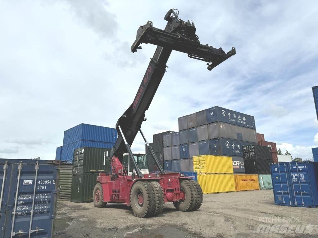 CVS Ferrari F479.5 Reach stackers