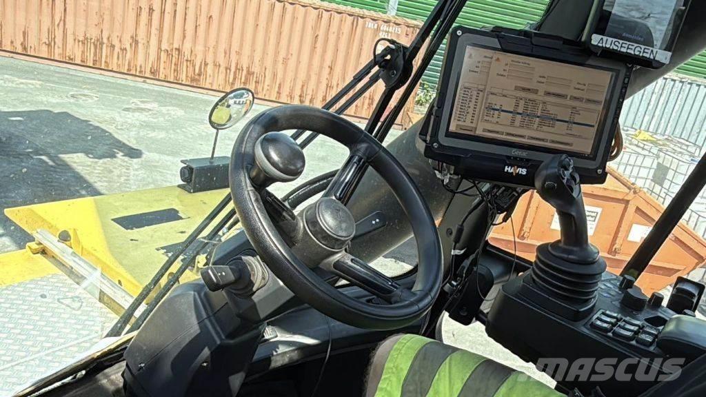Hyster RS4636IH Reach stackers