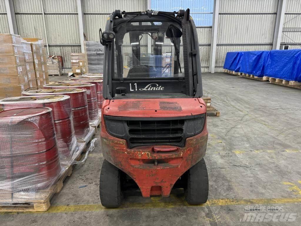 Linde H30D-02 Diesel trucks