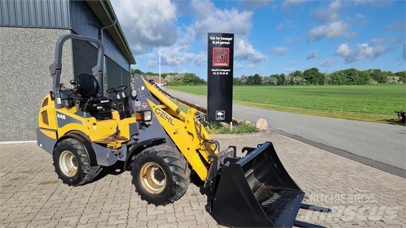 Gehl 440 Mini loaders