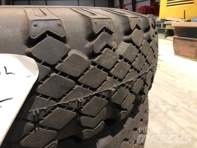  10.00-18 Stomil dæk - 3 stk. Tyres, wheels and rims