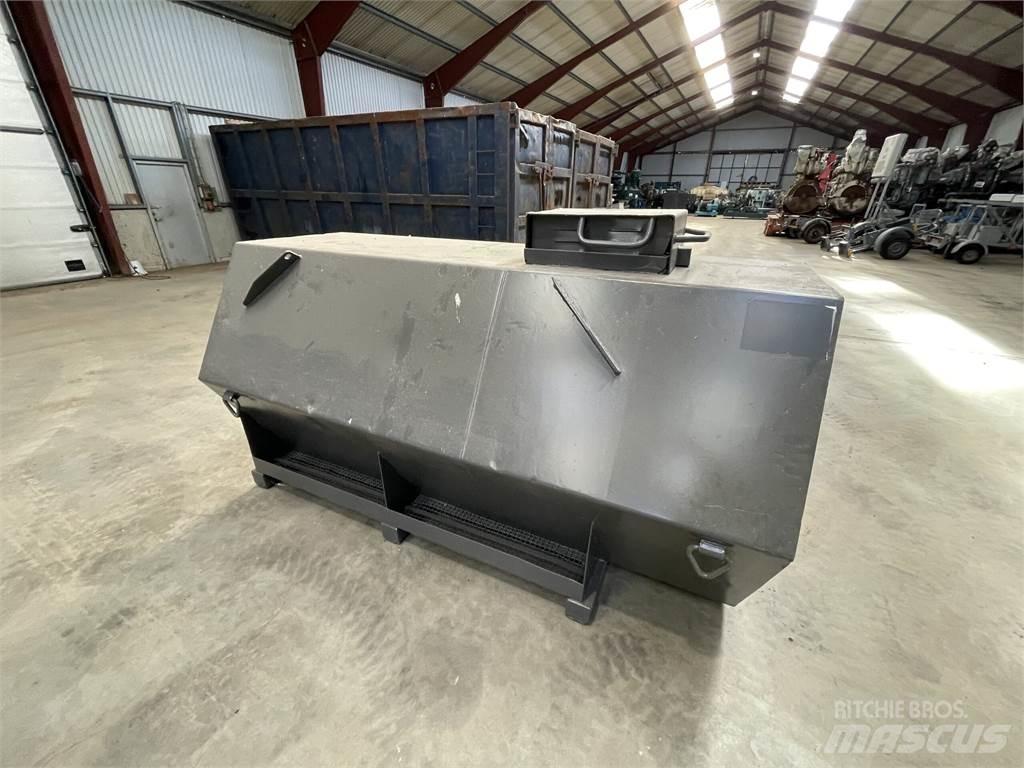  2000 ltr (ca) dieseltank Other components