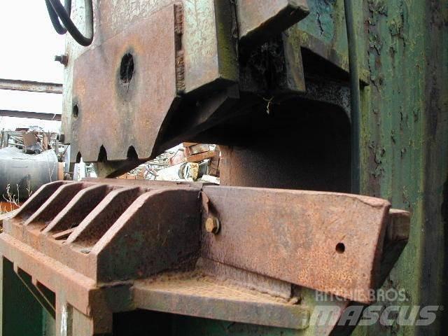 Eldan 400 skrotsaks Crushers