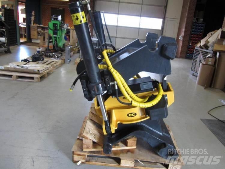 Engcon EC30 tiltrotator Quick connectors