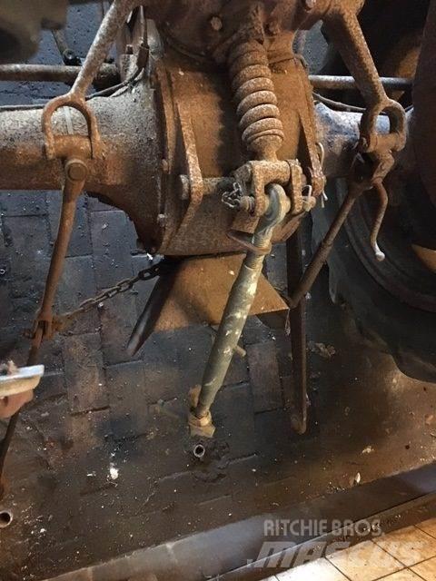 Ferguson traktor, Benzin Other