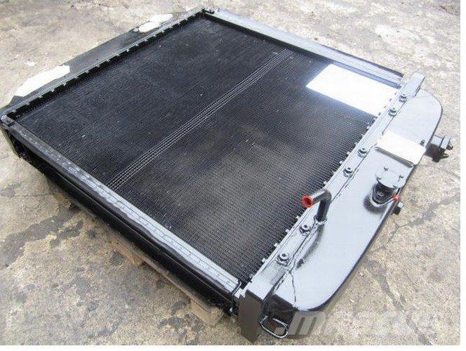 Komatsu køler ex. Demo Engines