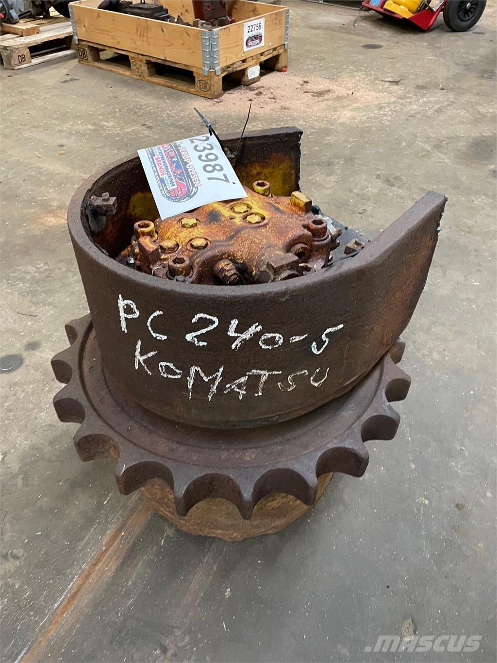 Komatsu PC240-5 Køregear Transmission