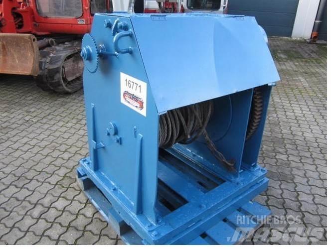 Mek. håndspil Hoists and material elevators