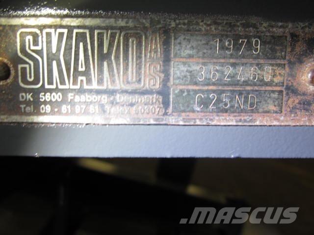 Skako el-føder Feeders