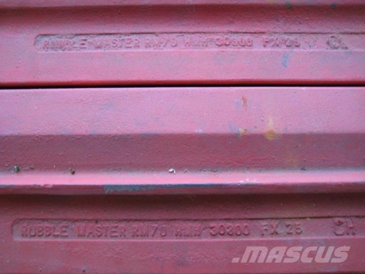  Slagler, Rubble Master RM70 Crushers