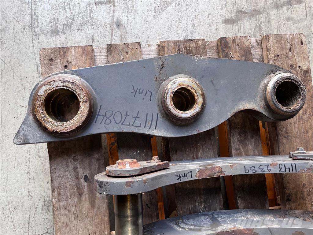 Volvo L60H Link Arm Other components