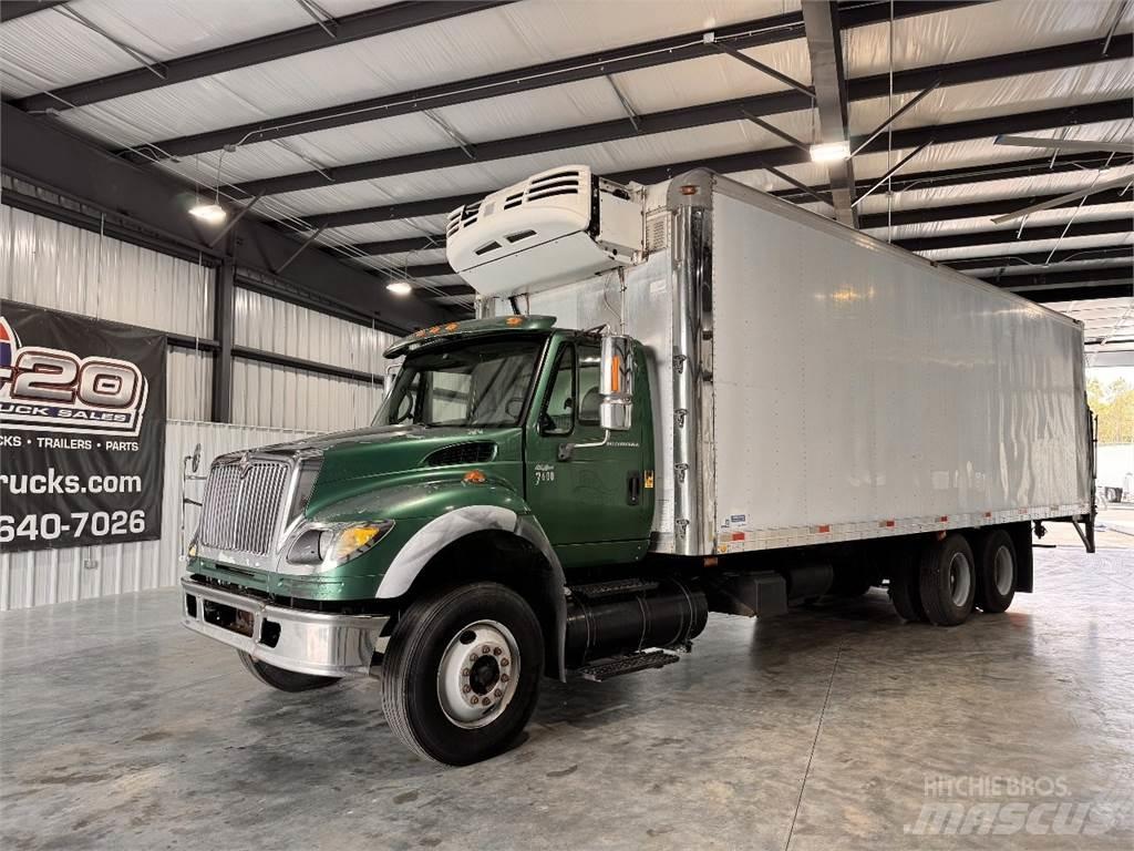 International 7600 Temperature controlled trucks