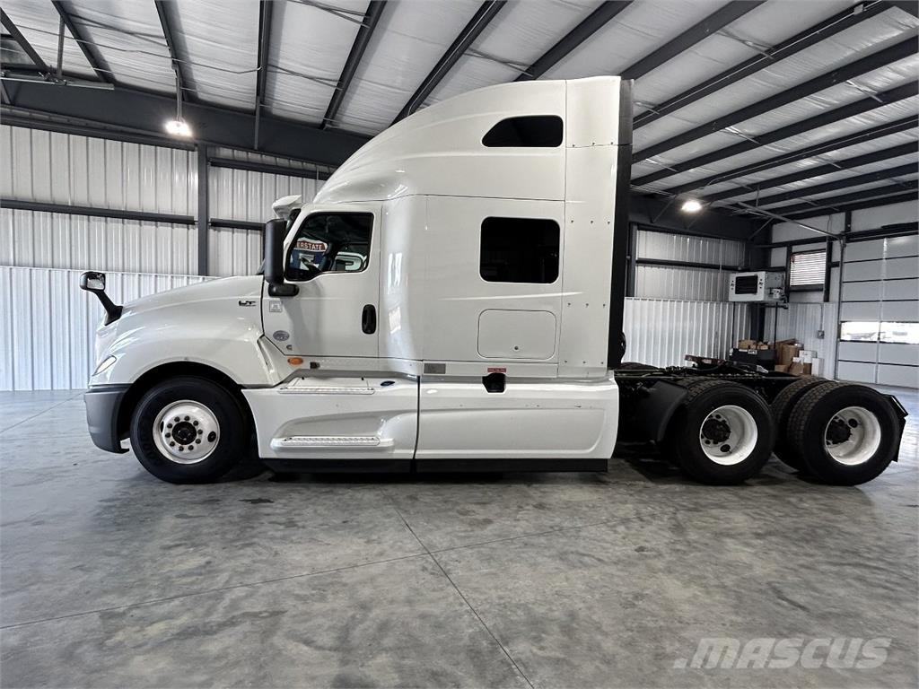 International LT625 Prime Movers